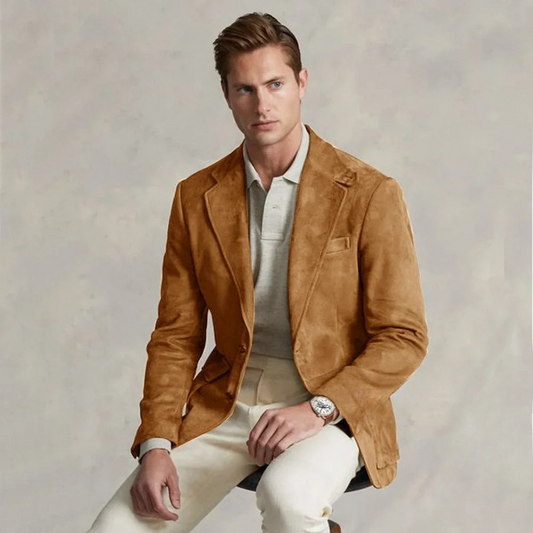 HENNING IN STYLISH BLAZER