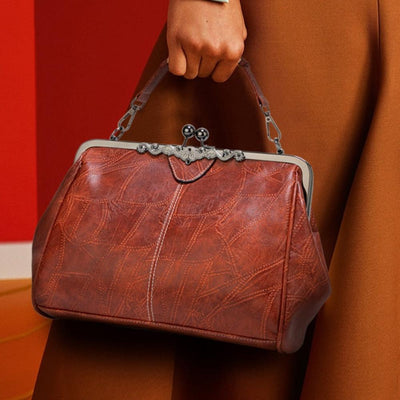Sienna | Timeless Vintage Handbag with Elegant Flap Closure