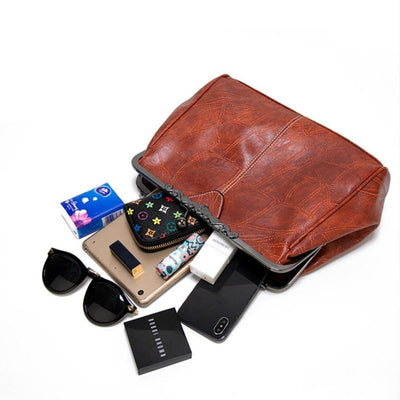 Sienna | Timeless Vintage Handbag with Elegant Flap Closure