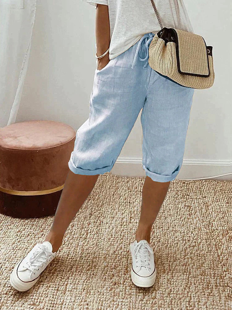 Windra | Casual Breathable Knee-Length Shorts